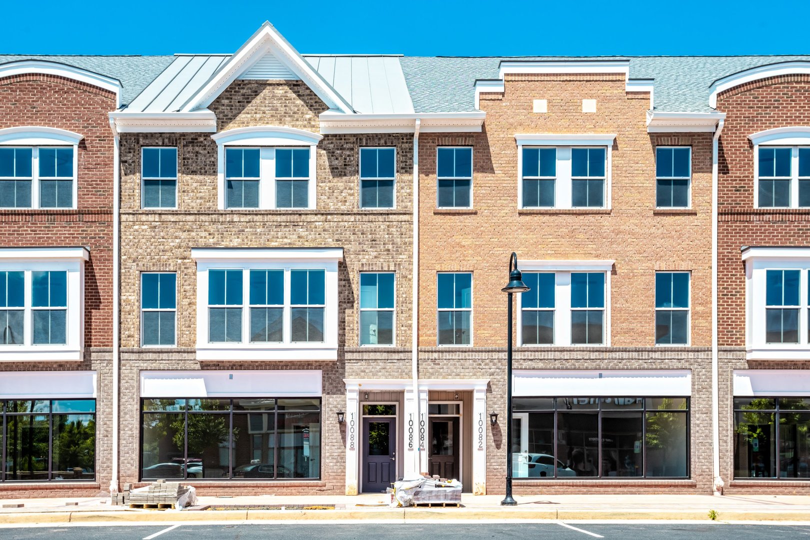 Office For Rent 1 Room 1 Bathroom Price 1,300 95